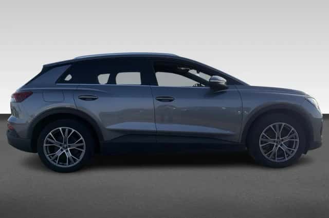 Audi Q4 e-tron (2021) thumbnail 6