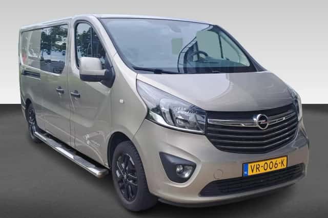 Opel Vivaro (2015) thumbnail 4