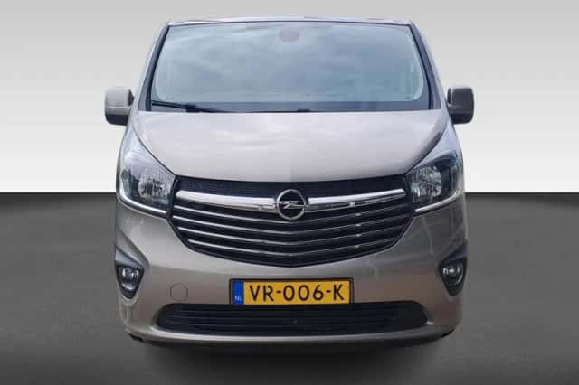 Opel Vivaro (2015) thumbnail 6