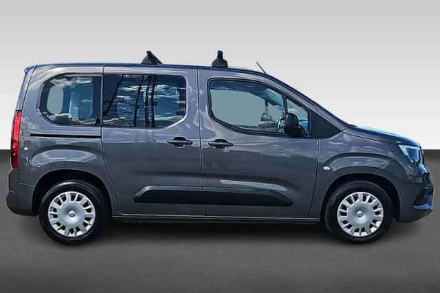Opel Combo (2021) thumbnail 6