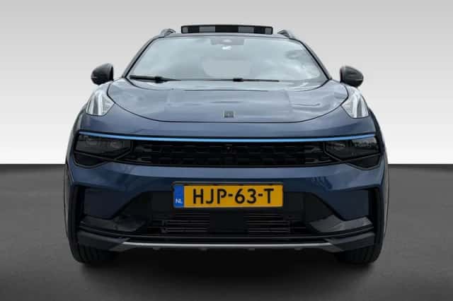 Lynk & Co 01 (2025) thumbnail 4
