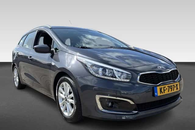 Kia Ceed Sportswagon (2017) thumbnail 5