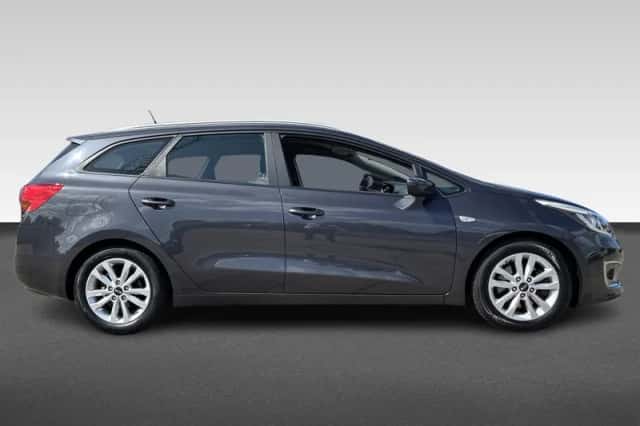 Kia Ceed Sportswagon (2017) thumbnail 6