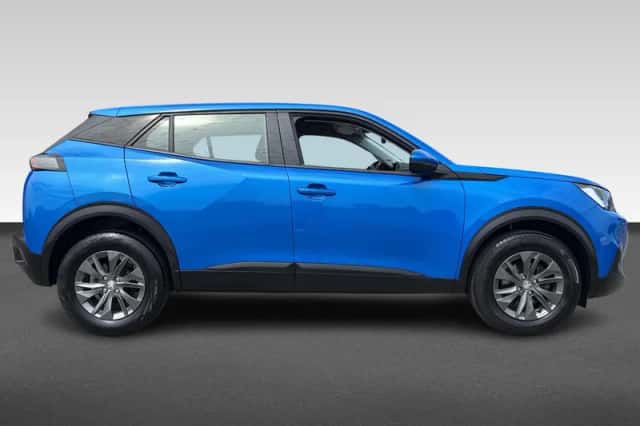 Peugeot 2008 (2021) thumbnail 6