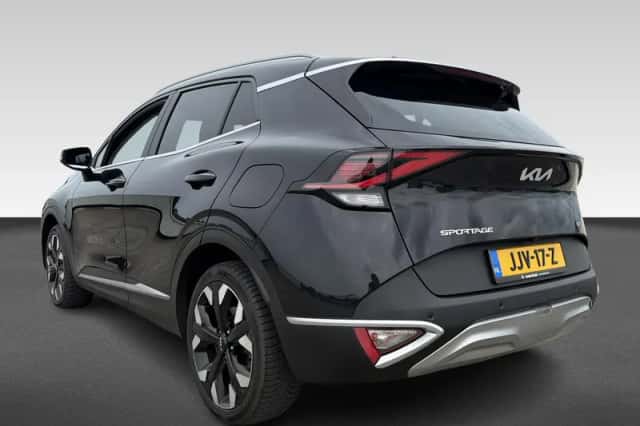 Kia Sportage (2022) thumbnail 3
