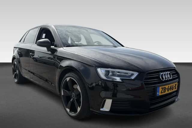 Audi A3 (2018) thumbnail 5