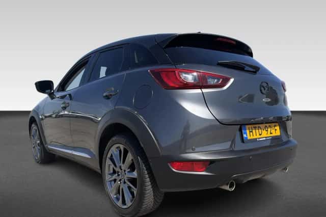 Mazda CX-3 (2017) thumbnail 3
