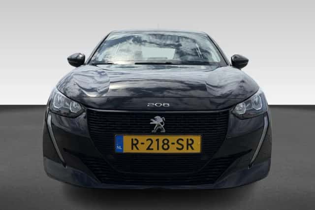 Peugeot e-208 (2022) thumbnail 4