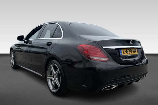 Mercedes-Benz C-Klasse (2015) thumbnail 3