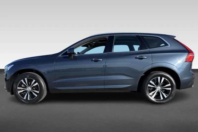 Volvo XC60 (2020) thumbnail 3