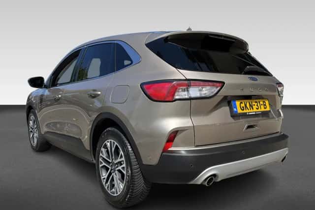 Ford Kuga (2020) thumbnail 3