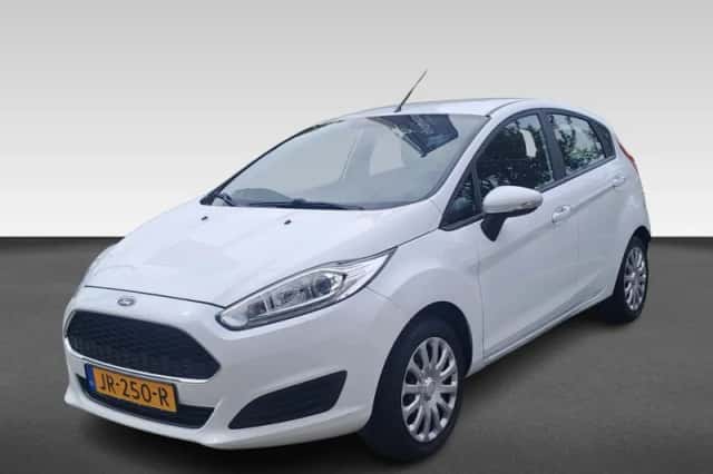 Ford Fiesta (2016) thumbnail 1