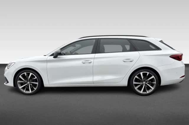 SEAT Leon (2021) thumbnail 2