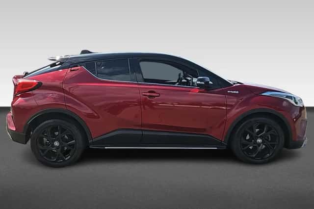 Toyota C-HR (2018) thumbnail 5