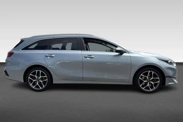 Kia Ceed Sportswagon (2024) thumbnail 6