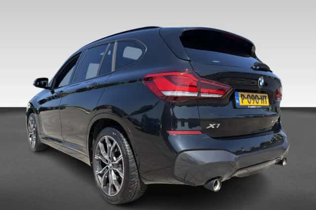 BMW X1 (2022) thumbnail 3