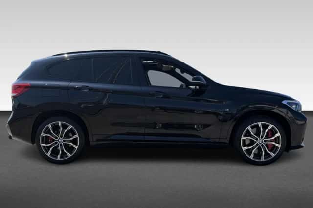 BMW X1 (2022) thumbnail 6