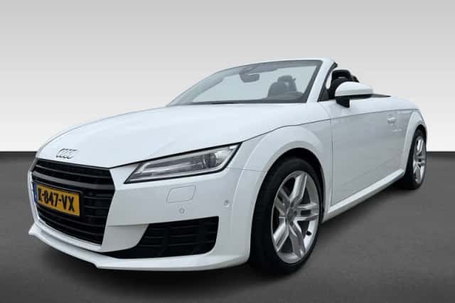 Audi TT (2016) thumbnail 1