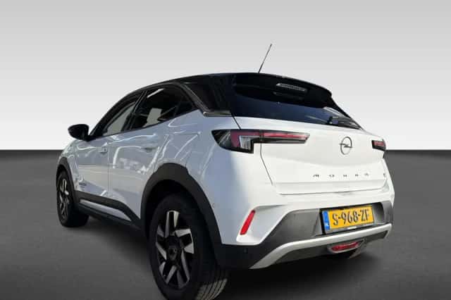Opel Mokka-e (2023) thumbnail 3