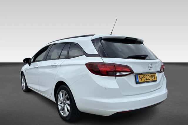 Opel Astra (2020) thumbnail 3