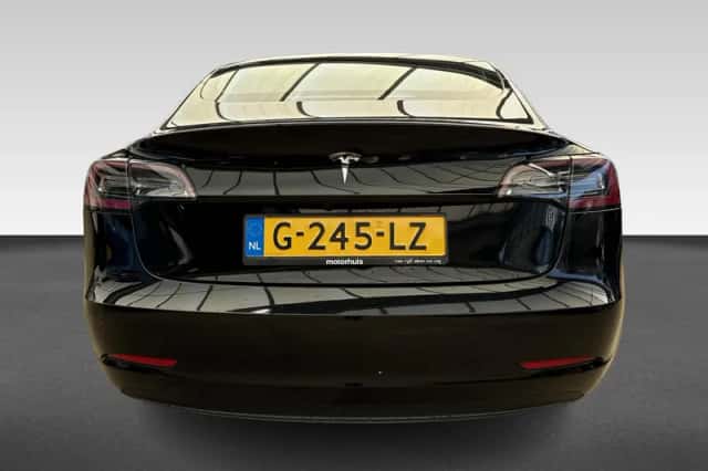 Tesla Model 3 (2019) thumbnail 6