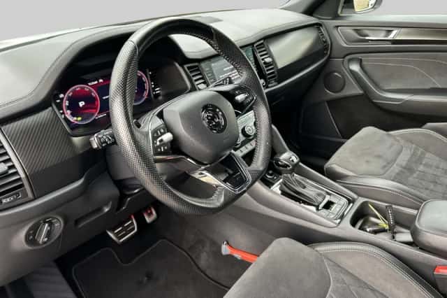 Škoda Kodiaq (2023) thumbnail 4