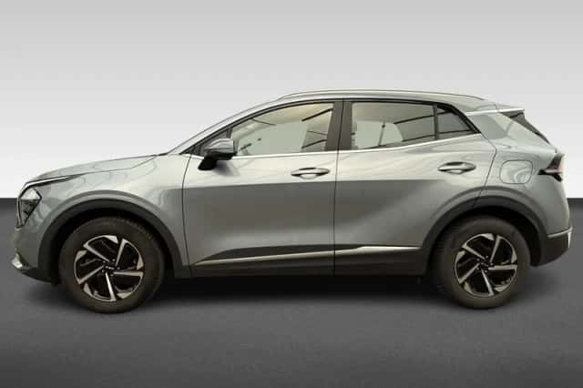 Kia Sportage (2023) thumbnail 2