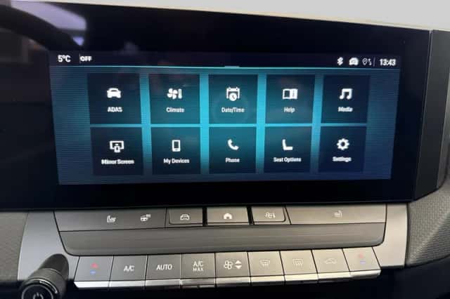 Opel Astra (2025) thumbnail 5