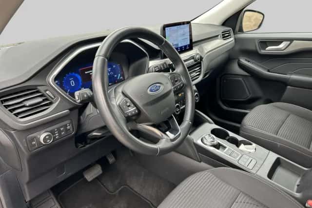 Ford Kuga (2021) thumbnail 4