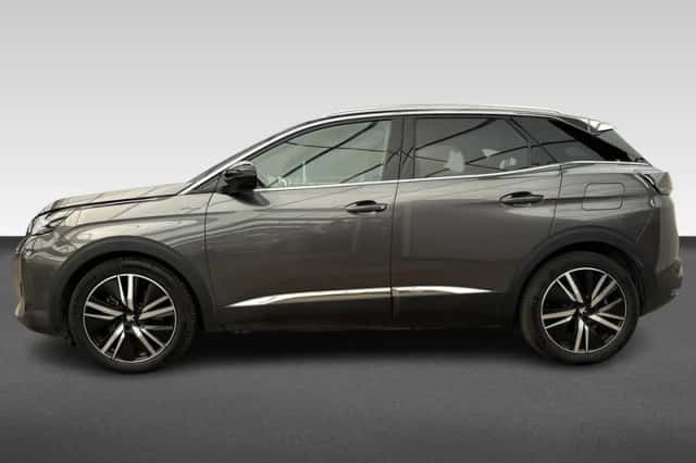 Peugeot 3008 (2022) thumbnail 2