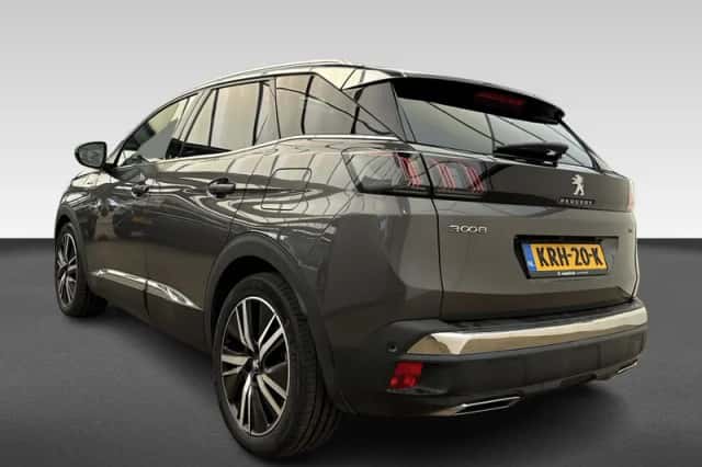 Peugeot 3008 (2022) thumbnail 3