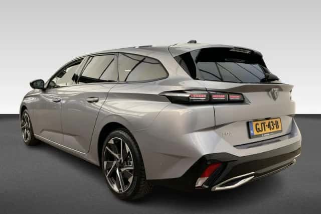 Peugeot 308 (2024) thumbnail 3