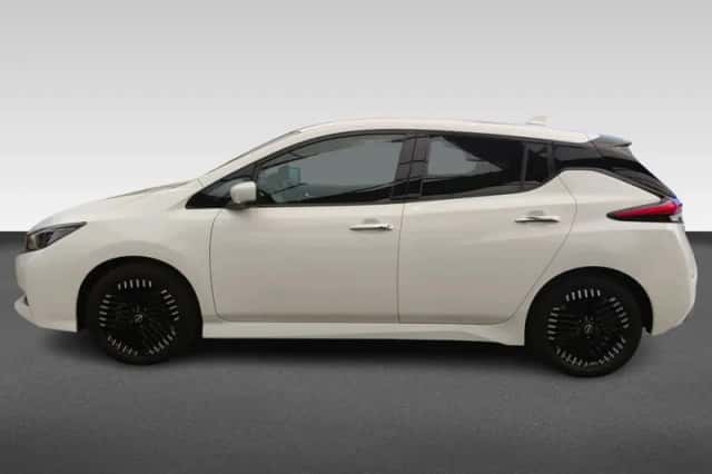 Nissan Leaf (2025) thumbnail 2