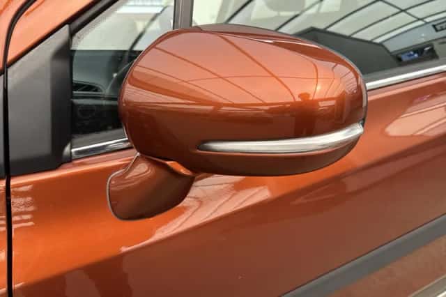 Suzuki S-Cross (2019) thumbnail 6