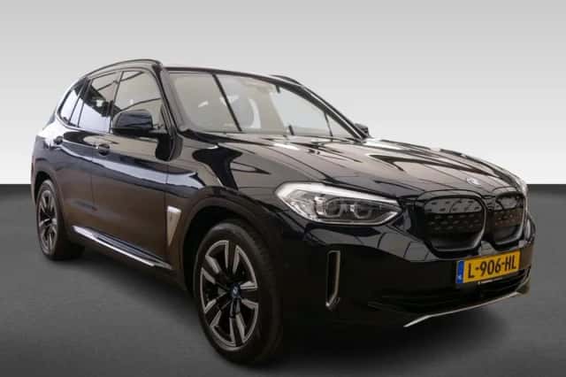 BMW iX3 (2021) thumbnail 6