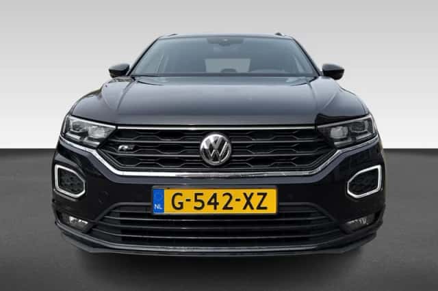 Volkswagen T-Roc (2020) thumbnail 3