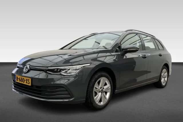 Volkswagen Golf (2022) thumbnail 1