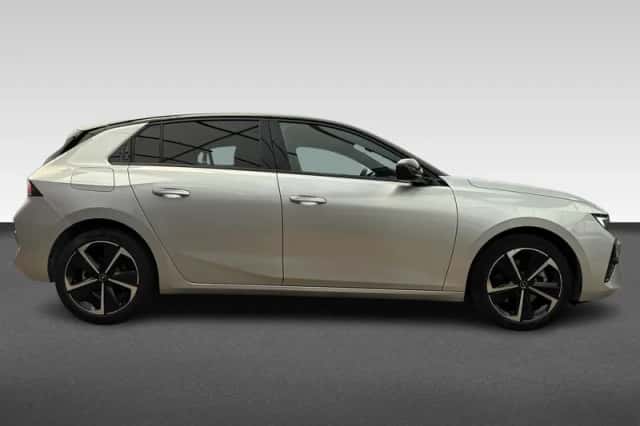 Opel Astra (2025) thumbnail 6