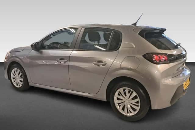 Peugeot 208 (2023) thumbnail 2
