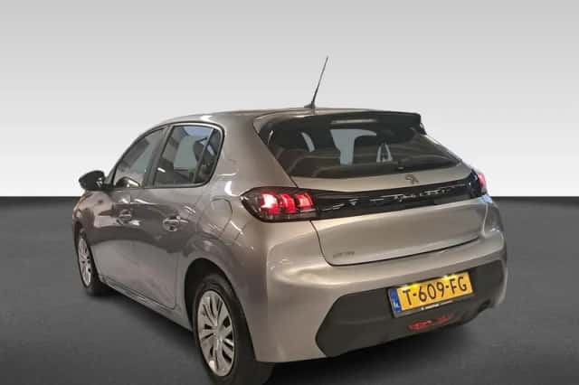 Peugeot 208 (2023) thumbnail 3