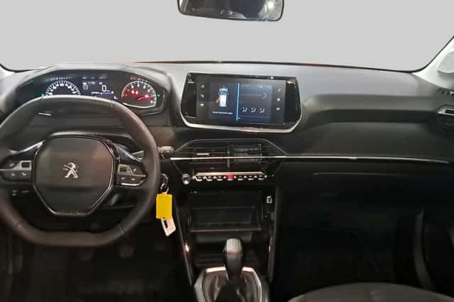 Peugeot 208 (2023) thumbnail 5