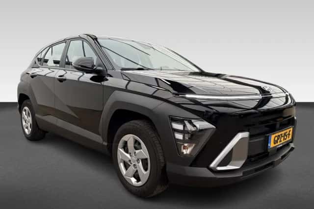 Hyundai Kona (2024) thumbnail 1