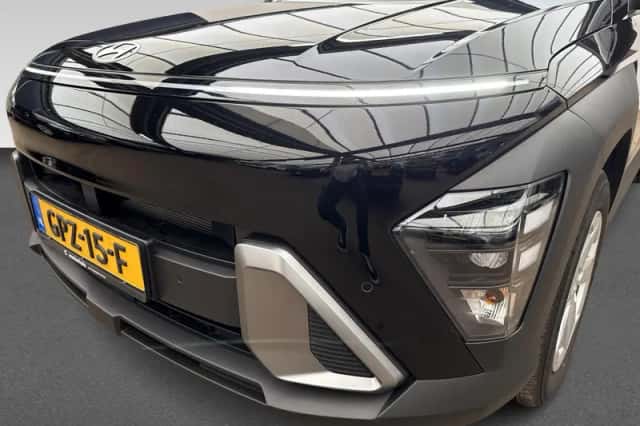 Hyundai Kona (2024) thumbnail 2