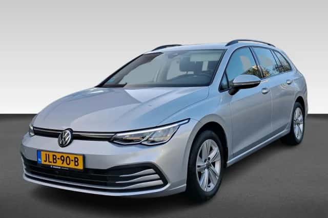 Volkswagen Golf (2022) thumbnail 1