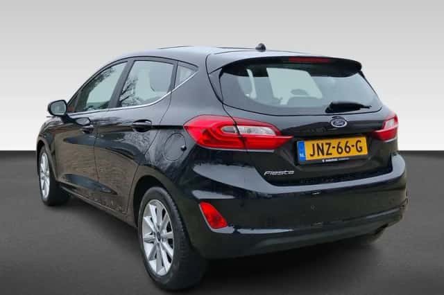 Ford Fiesta (2018) thumbnail 3