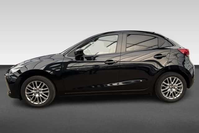 Mazda 2 (2022) thumbnail 2