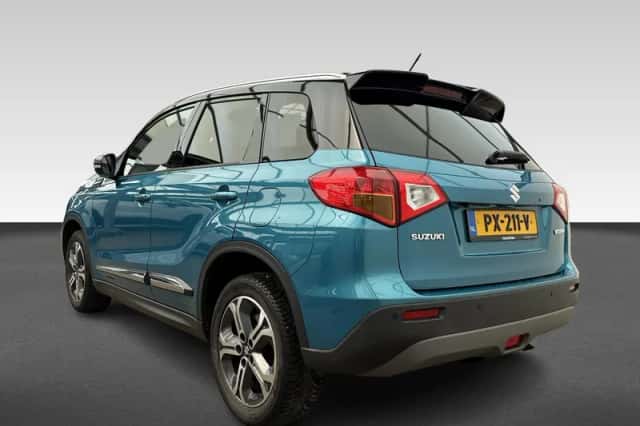 Suzuki Vitara (2017) thumbnail 3