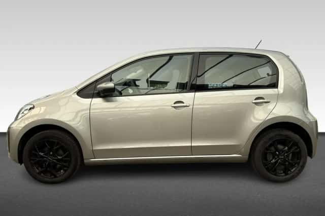 Volkswagen Up! (2022) thumbnail 3