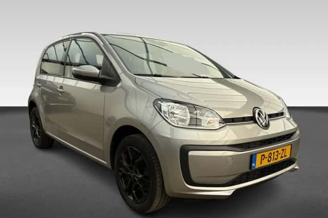Volkswagen Up! (2022) thumbnail 4