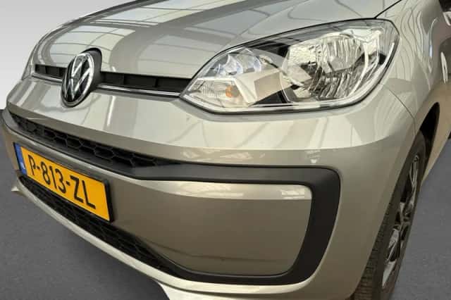 Volkswagen Up! (2022) thumbnail 5